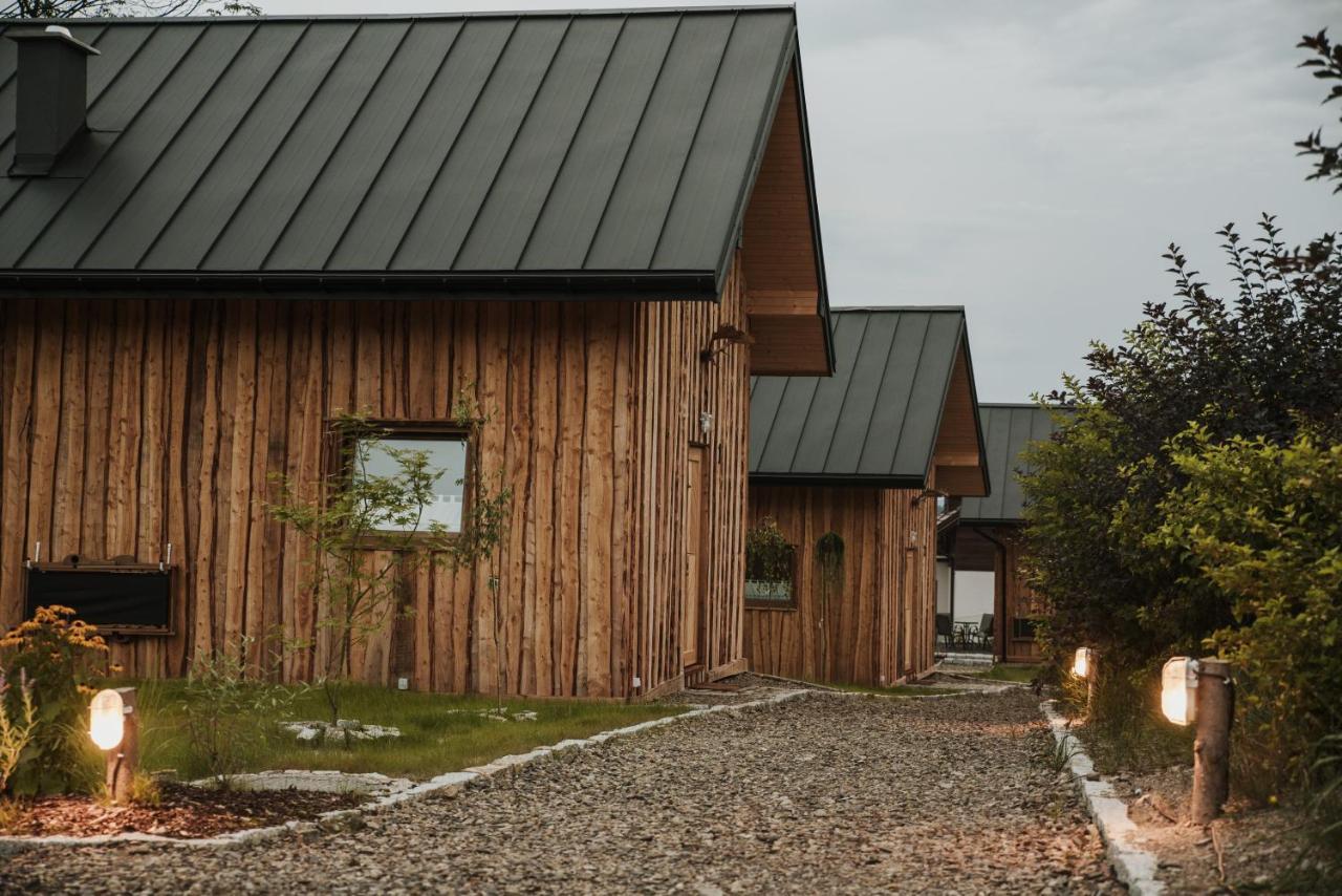 Rogate Domki Zasan Exterior foto